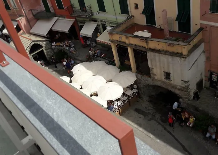 Santa Marta - 3* Vernazza