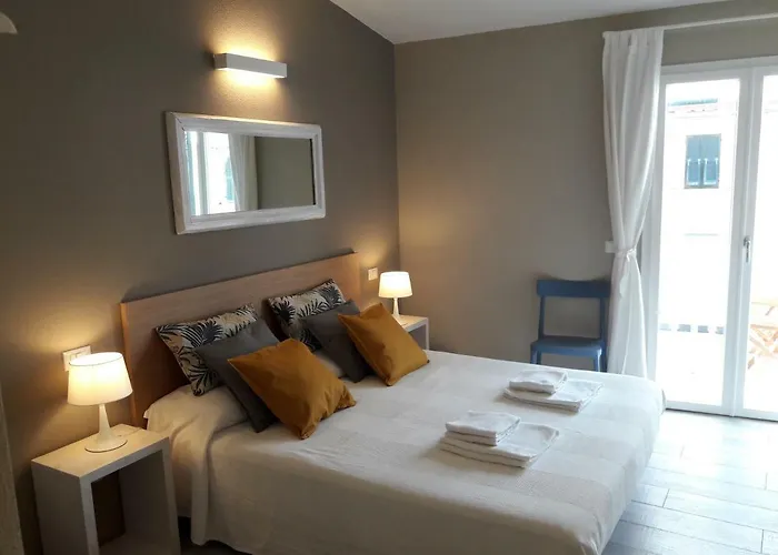 Santa Marta - 3*